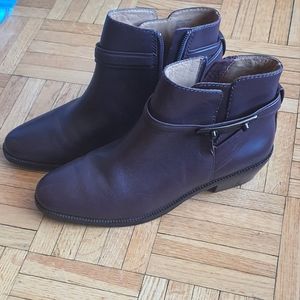 Coach boots